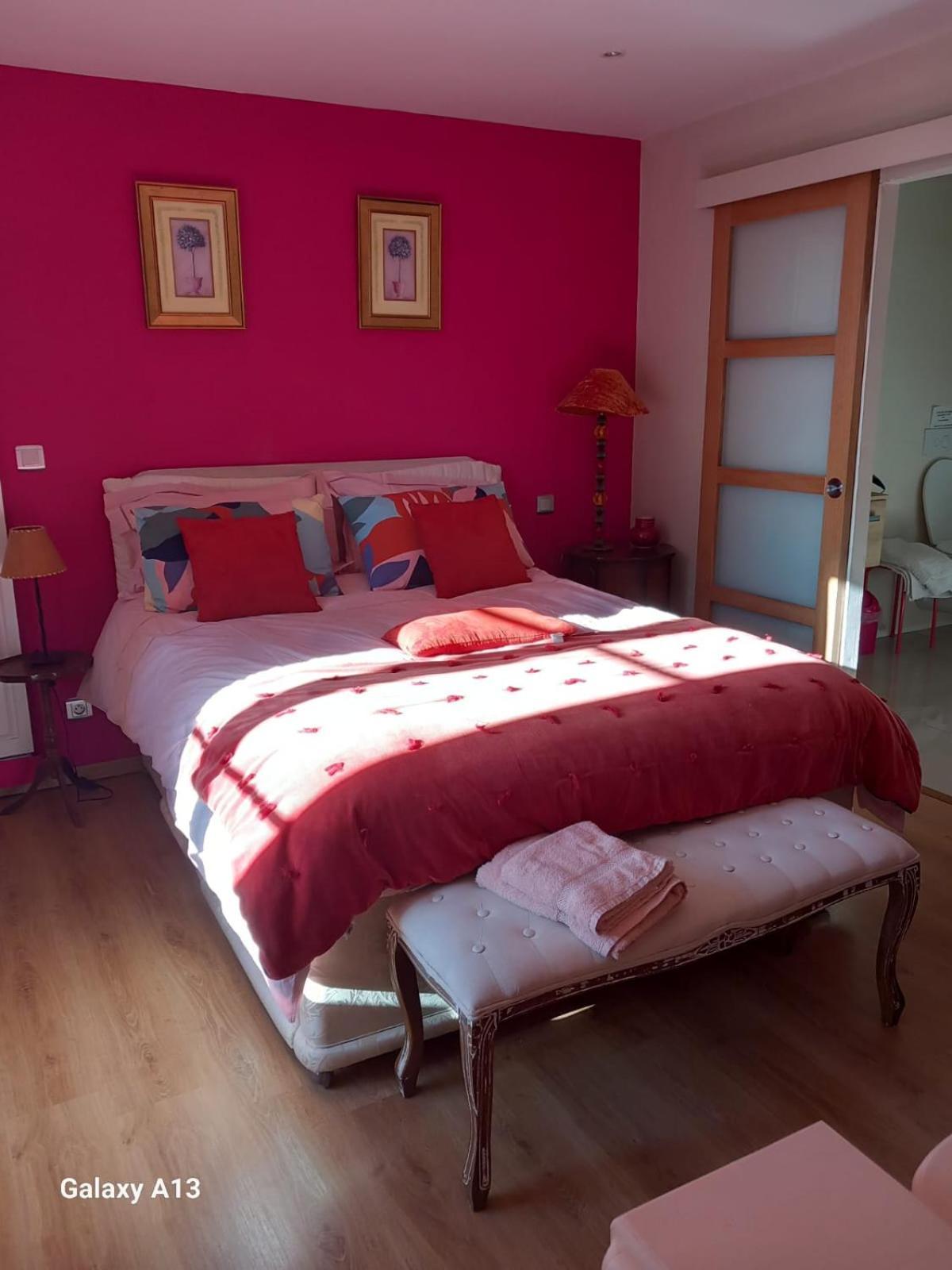 Au Domaine De Sophie Chambres D'Hotes Crasville  Εξωτερικό φωτογραφία